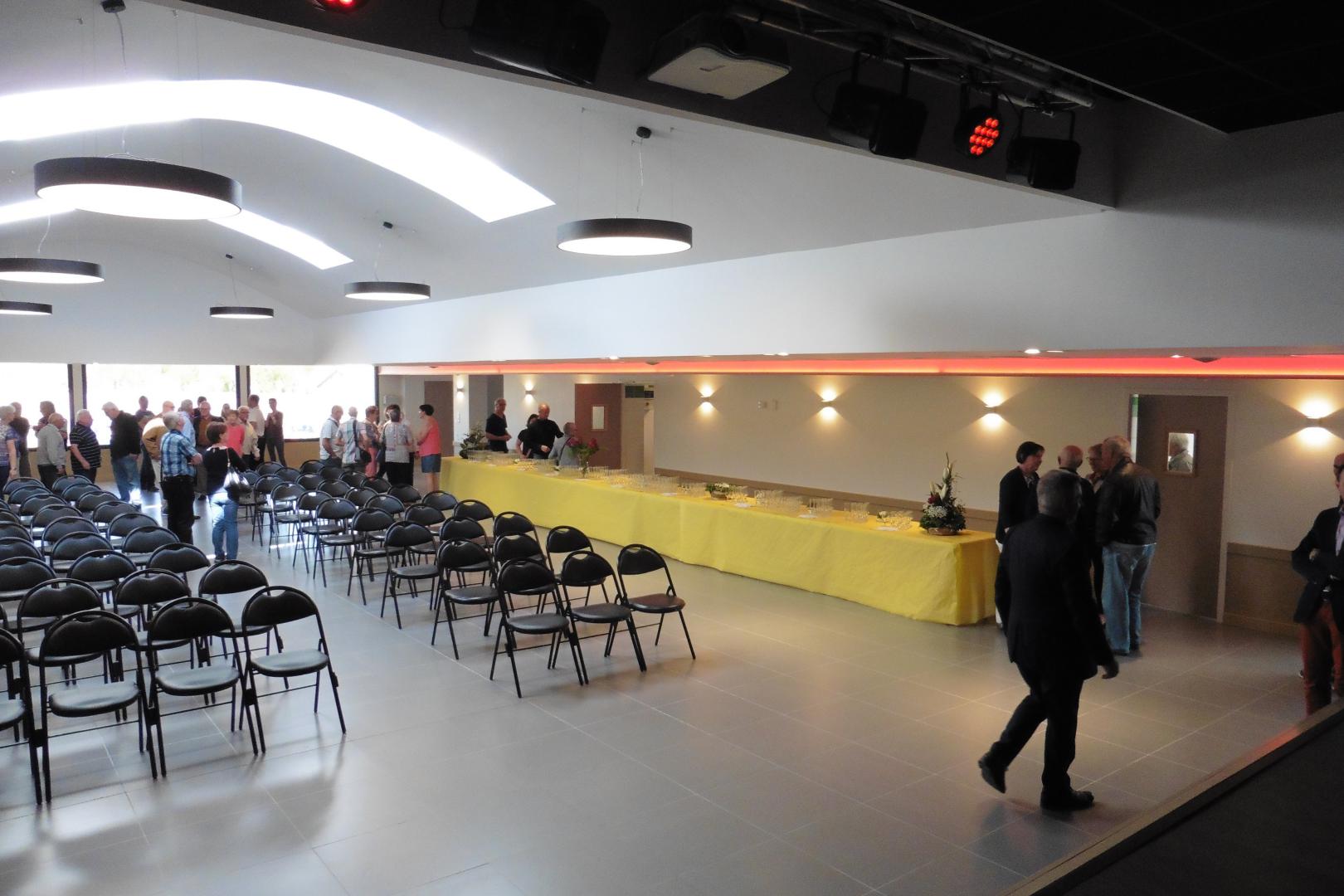 L'intérieur de la salle